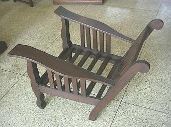 Fauteuil4.JPG (24057 octets)