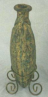 LOVI-Vase-pied-cote.JPG (15293 octets)