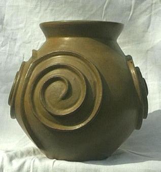 Vase-motif.jpg (15808 octets)