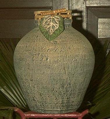 Vase-rafia-H35cm.jpg (37431 octets)