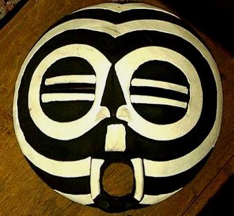 MASQUE03.JPG (24334 octets)